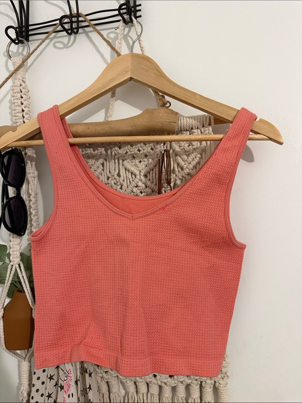 Aeropostale stretchy Ribbed Coral Tank Top